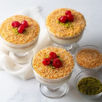 كاسات الكنافة بالكاسترد