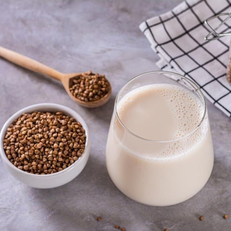 مشروب الحلبة بالحليب