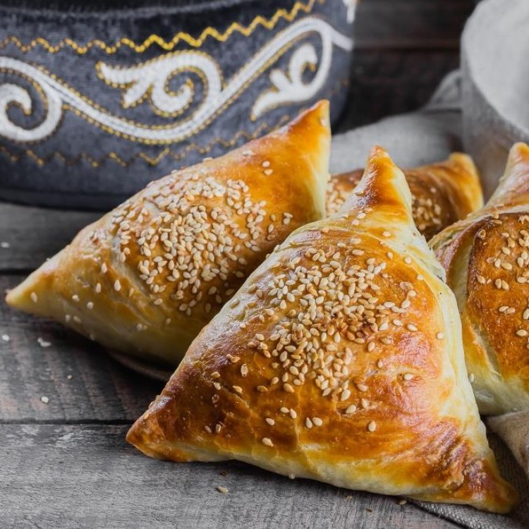 الفطائر باللبنة