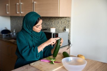 حيل بسيطة في فرم الخضروات والفاكهة لتوفير الوقت في رمضان