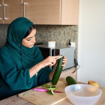 حيل بسيطة في فرم الخضروات والفاكهة لتوفير الوقت في رمضان