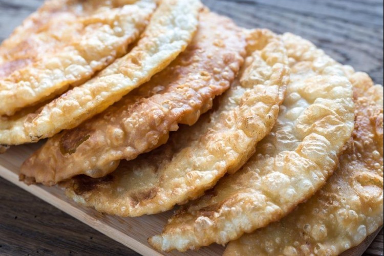 خبز البوري الهندي