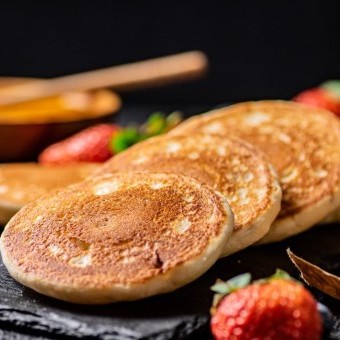بان كيك الشوفان الصحي بدون سكر للفطور