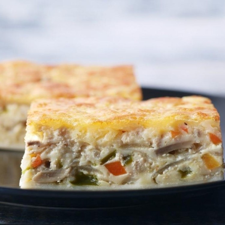 فطيرة الدجاج بالخضار والكريمة