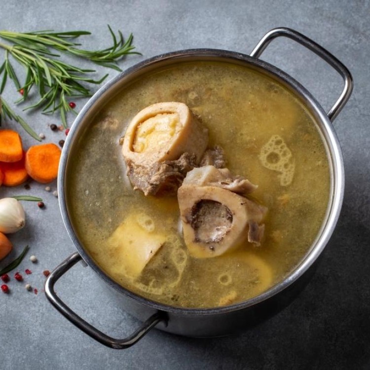 شوربة عظام اللحم