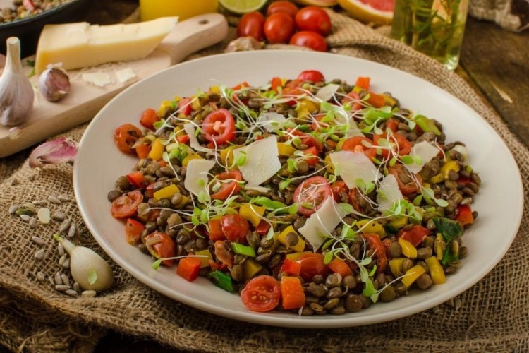 سلطة المجدرة الباردة
