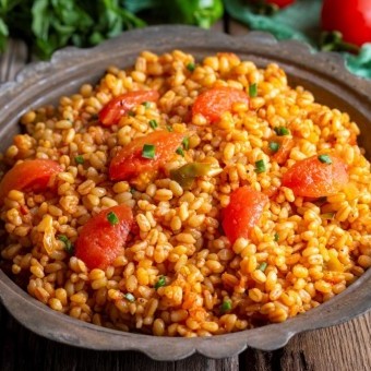 برغل بالبندورة على الطريقة اللبنانية للرجيم