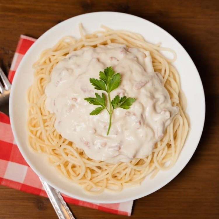 مكرونة وايت صوص