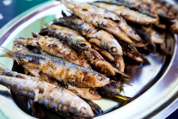 السمك الصغير في الفرن