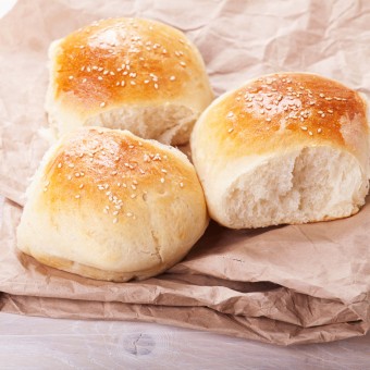 خبز ساندويشات رولز