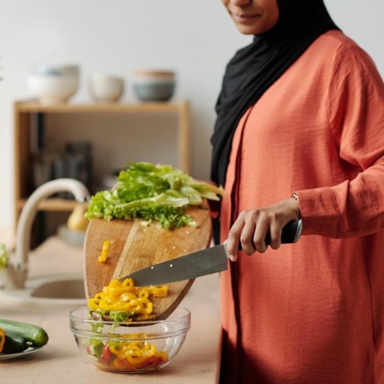 أسرار ذكية من قلب المطبخ… وقت أقل وطعم لا يُقاوَم في رمضان