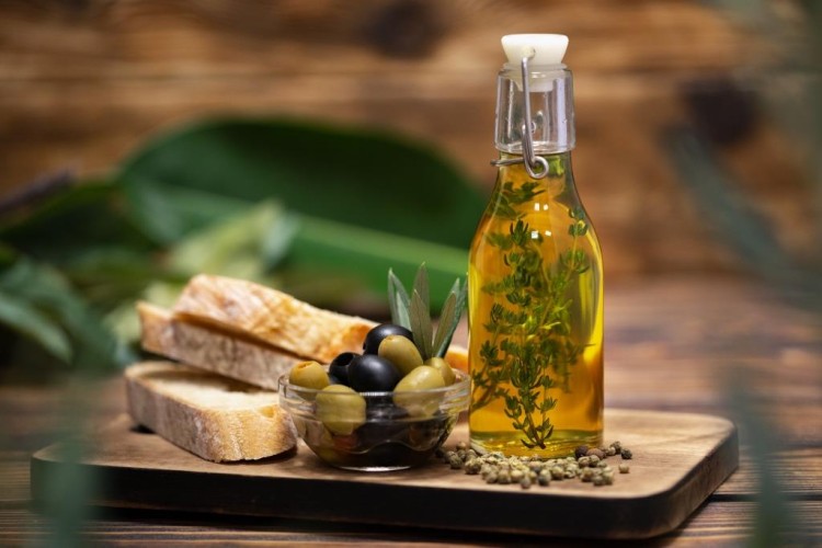 الزعتر بالزيت في البيت