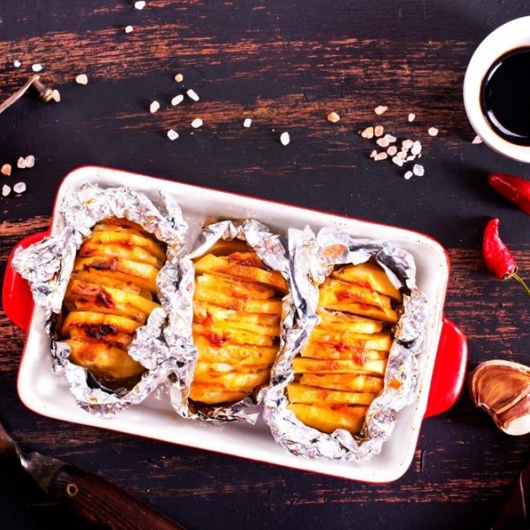 بطاطس مشوية بالصويا صوص