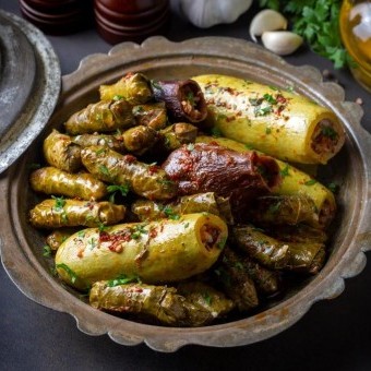 ورق الدوالي بالكوسا واللحم