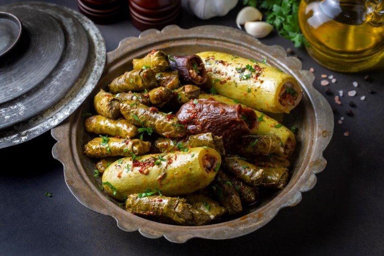 ورق الدوالي بالكوسا واللحم