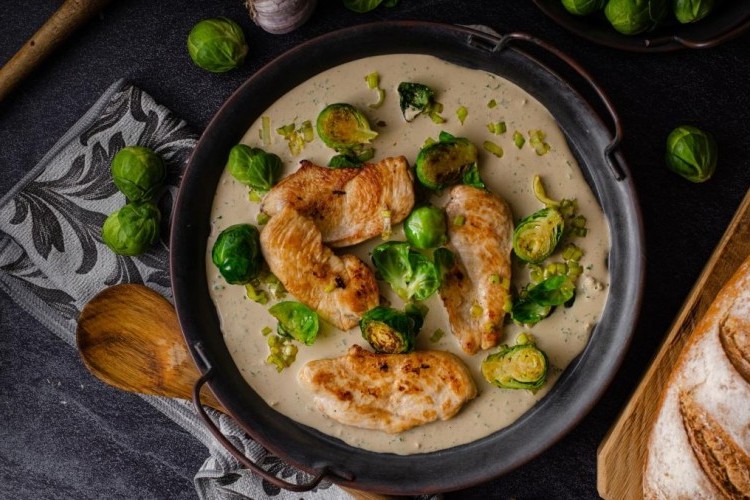 أصابع الدجاج بصوص كريمي