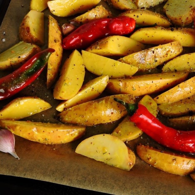 بطاطس حارة مشوية