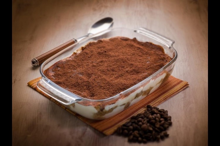 حلى بياض الثلج بالكاكاو