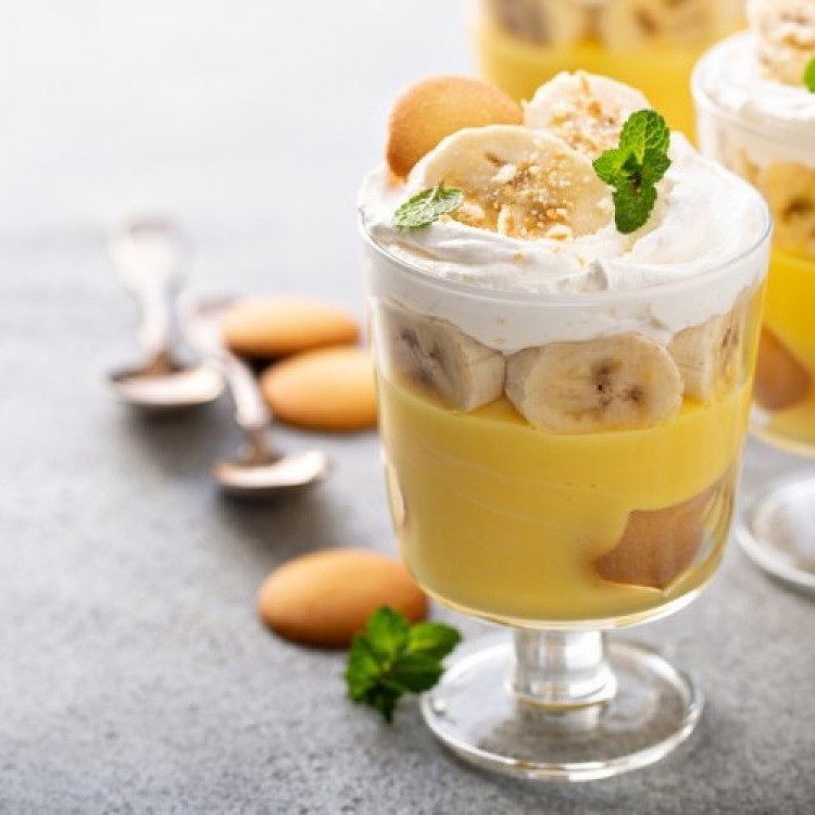 10 وصفات حلويات بالكاسترد سهلة وسريعة