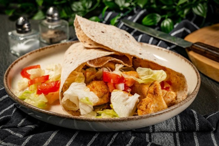 ساندويش تورتيلا زنجر