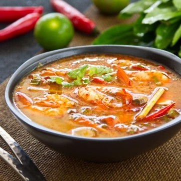 شوربة الروبيان بالخضار وكريمة الطهي