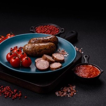 النقانق اللبنانية بدبس الرمان