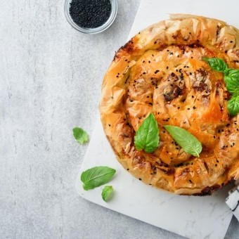 فطائر السبانخ بزيت الزيتون