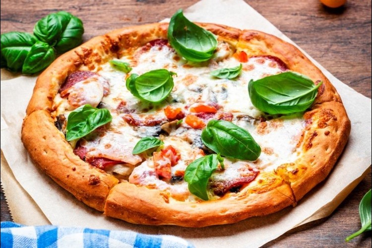 البيتزا السريعة بالأعشاب الإيطالية
