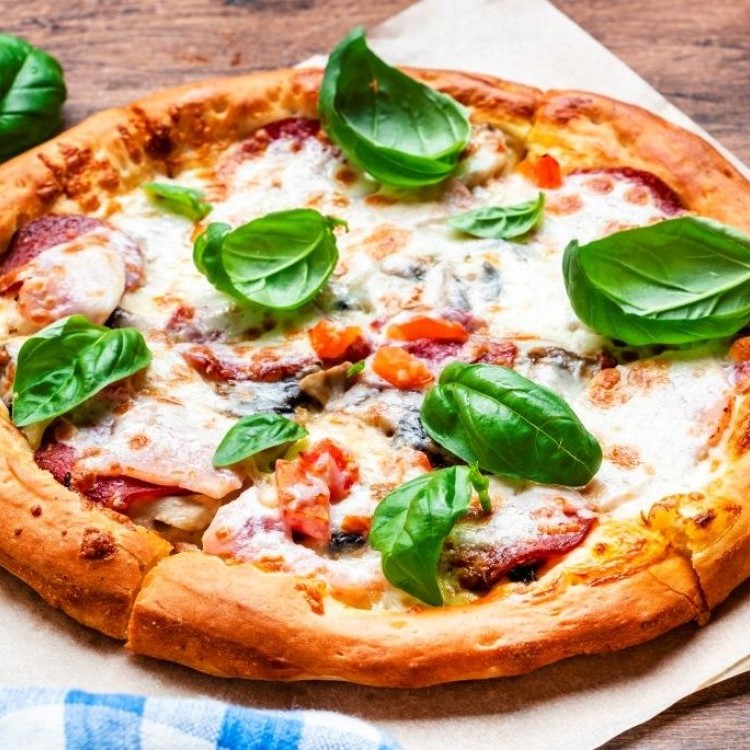 البيتزا السريعة بالأعشاب الإيطالية