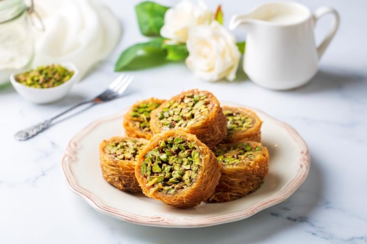 مبرومة الفستق الحلبي