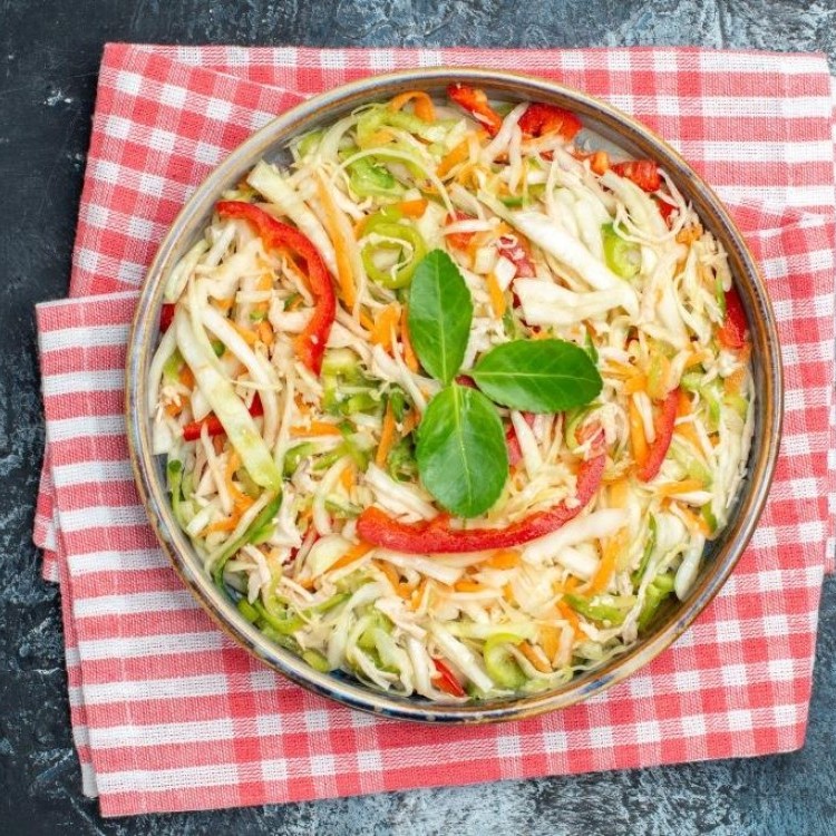 سلطة الكول سلو بدون مايونيز