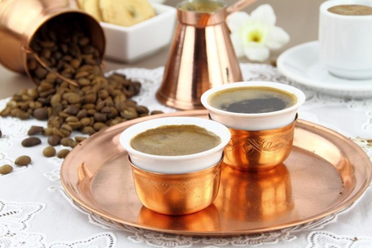قهوة عربية سريعة التحضير بالزعفران