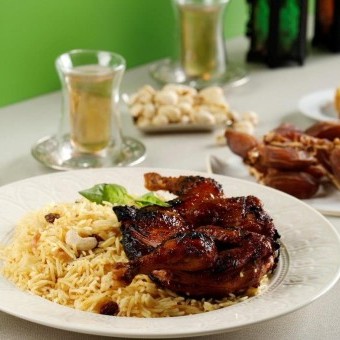 الكبسة بالدجاج المشوي