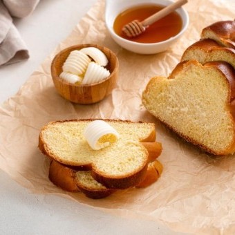 بريوش تركي بالزبدة