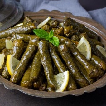 ورق العنب المحشي بالنكهة الشامية