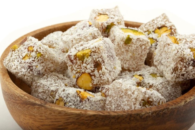 الملبن التركي بالمكسرات