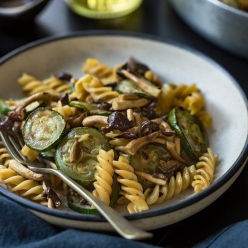 مكرونة بالخضار المشوية