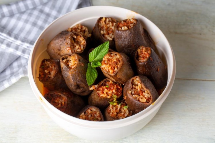 الباذنجان المحشي