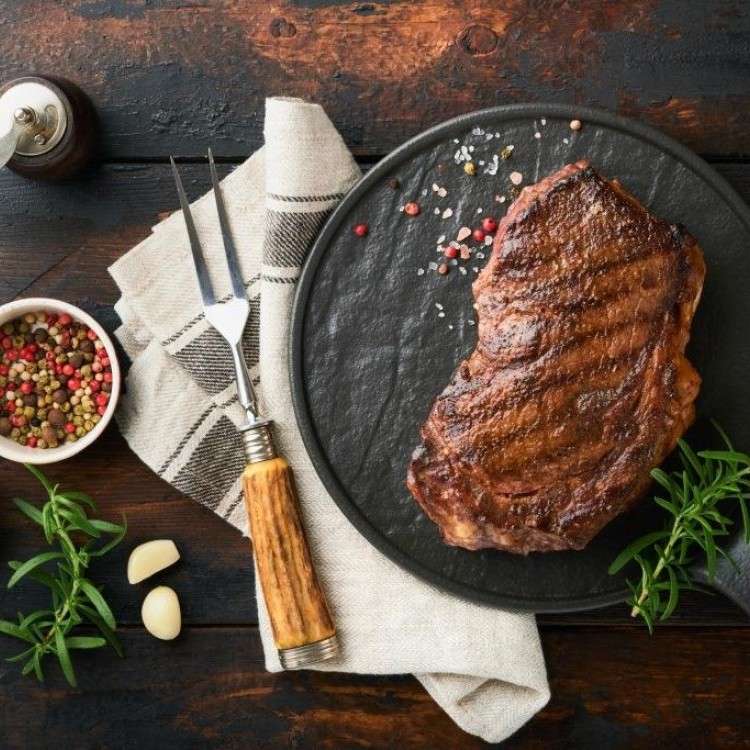 ستيك اللحم المشوي لسفرة رمضان