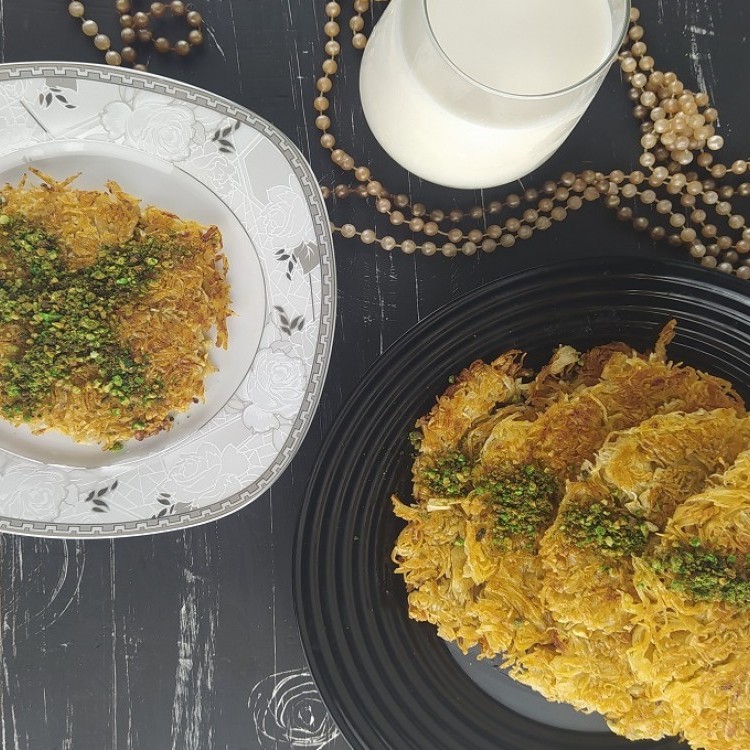 كنافة بالمكسرات بالمقلاة