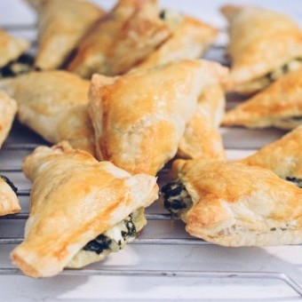 فطائر سريعة بدون عجن