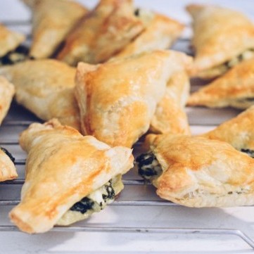 فطائر سريعة بدون عجن