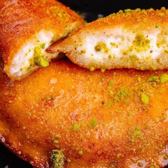 قطايف بالجبن