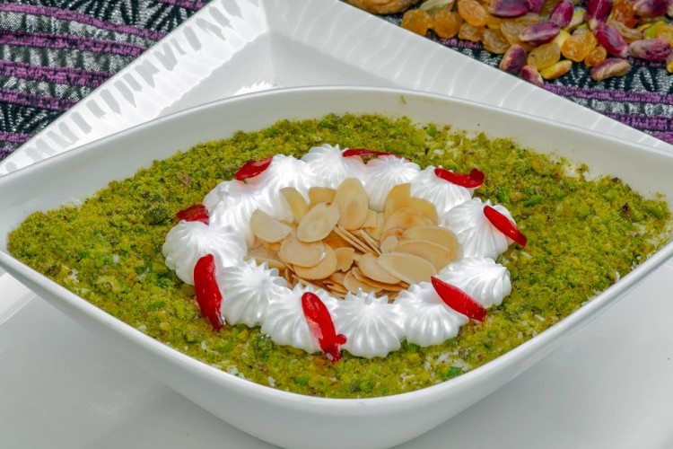 حلى ليالي لبنان الصيفي بالفستق