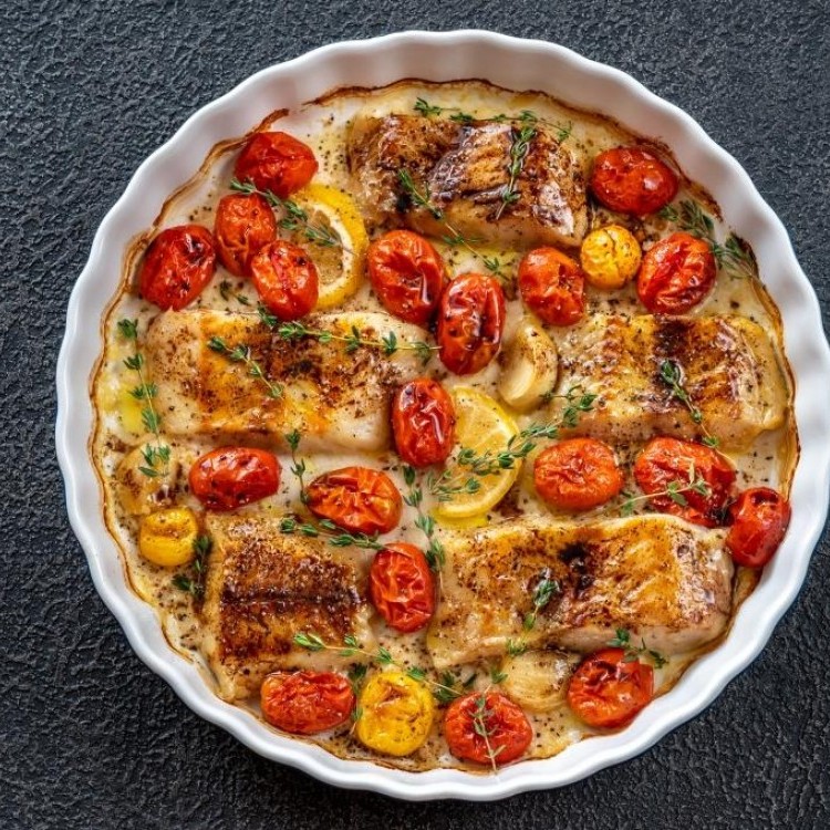 طريقة عمل طاجن السمك بالأرز