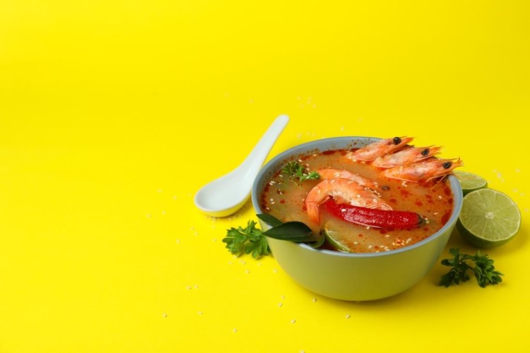 طريقة عمل شوربة قشر الجمبري