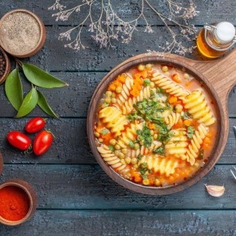 شوربة الخضار بالمعكرونة