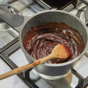 طريقة عمل صوص الكاكاو بالنشا