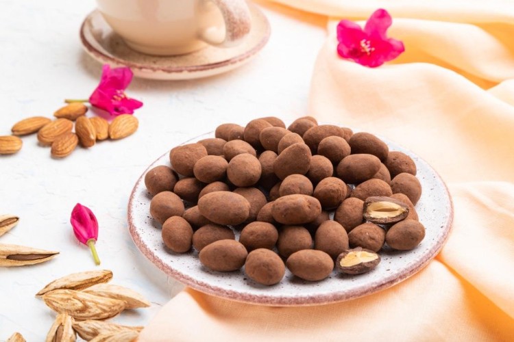 دراجية لوز لضيافة العيد