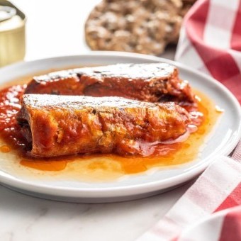 السردين المعلب بالصلصة